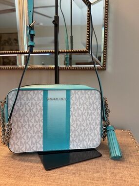 Michael Kors NWOT Turquoise + Silver Tiffany blue sport Stripe Crossbody Bag